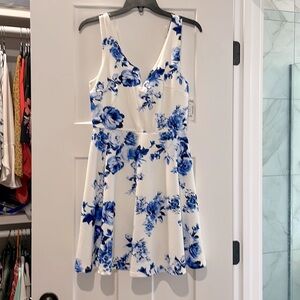 NWT - Size S - Sleeveless - White with blue flower print dress
